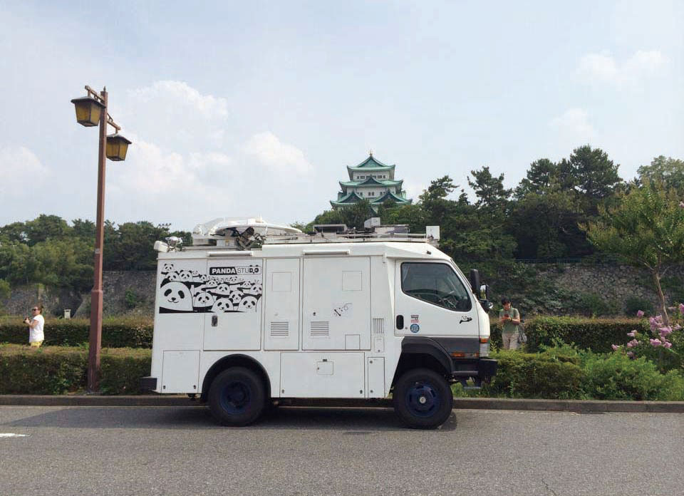中継車